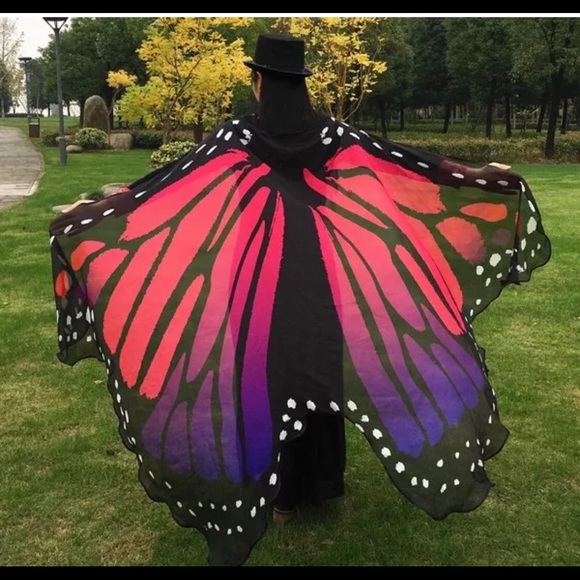 Accessories - MAKE AN OFFER‼️Brand New Butterfly Scarf